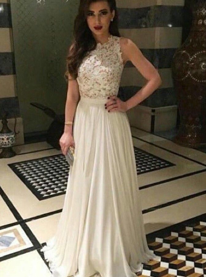 Long Lace Prom Dresses
